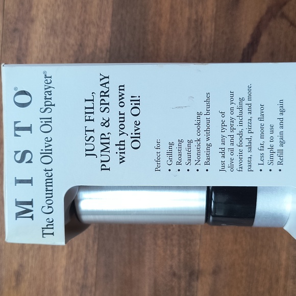Misto Olive Oil Sprayer - Picture 2 of 11
